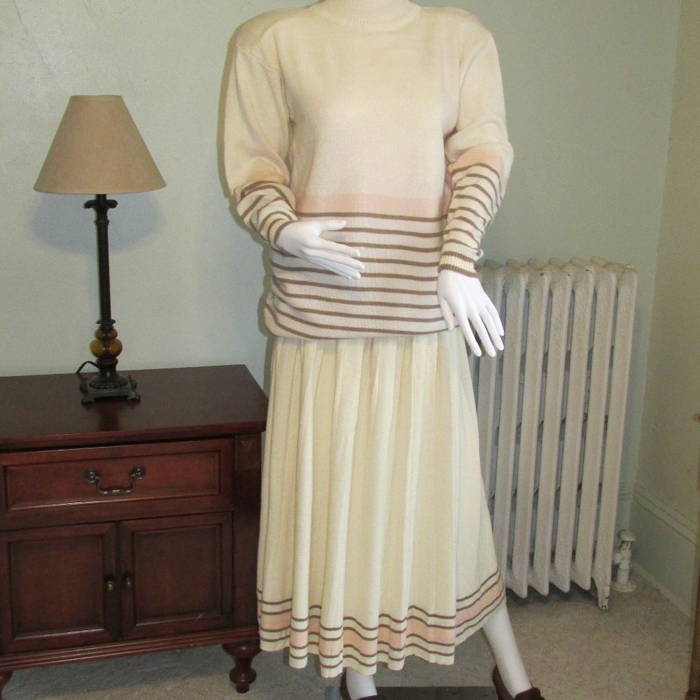 Vintage 80s Cream Sweater Skirt